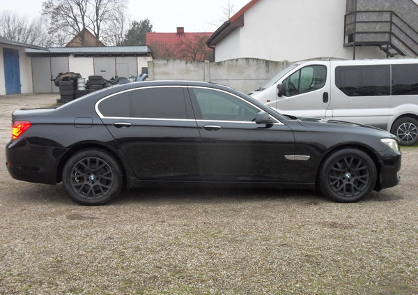 BMW Seria 7 cena 75900 przebieg: 255000, rok produkcji 2012 z Wolbórz małe 352